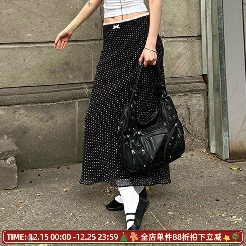 miu系随性简约撞色波点半身裙