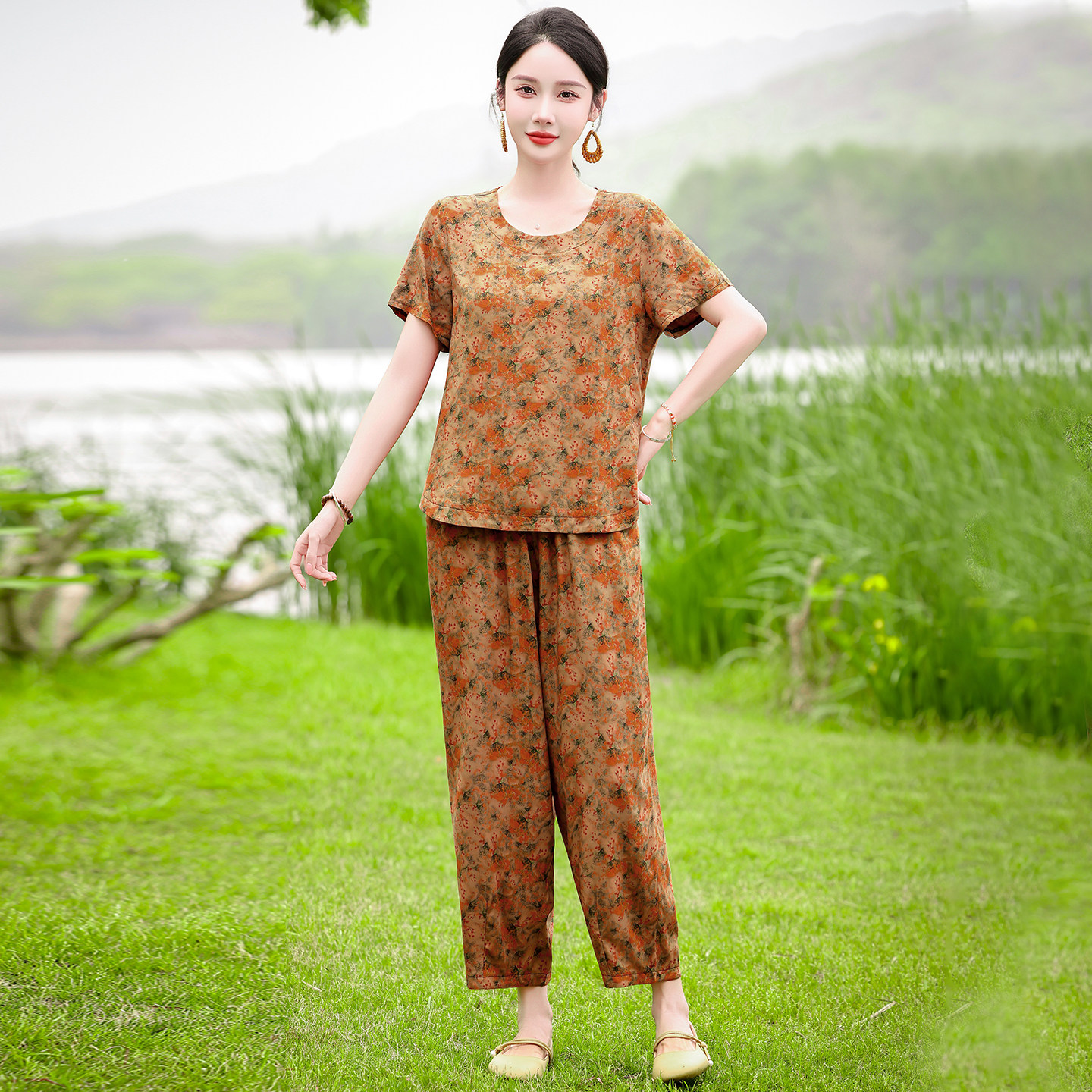棉绸套装女夏季薄款中年妈妈洋气图片