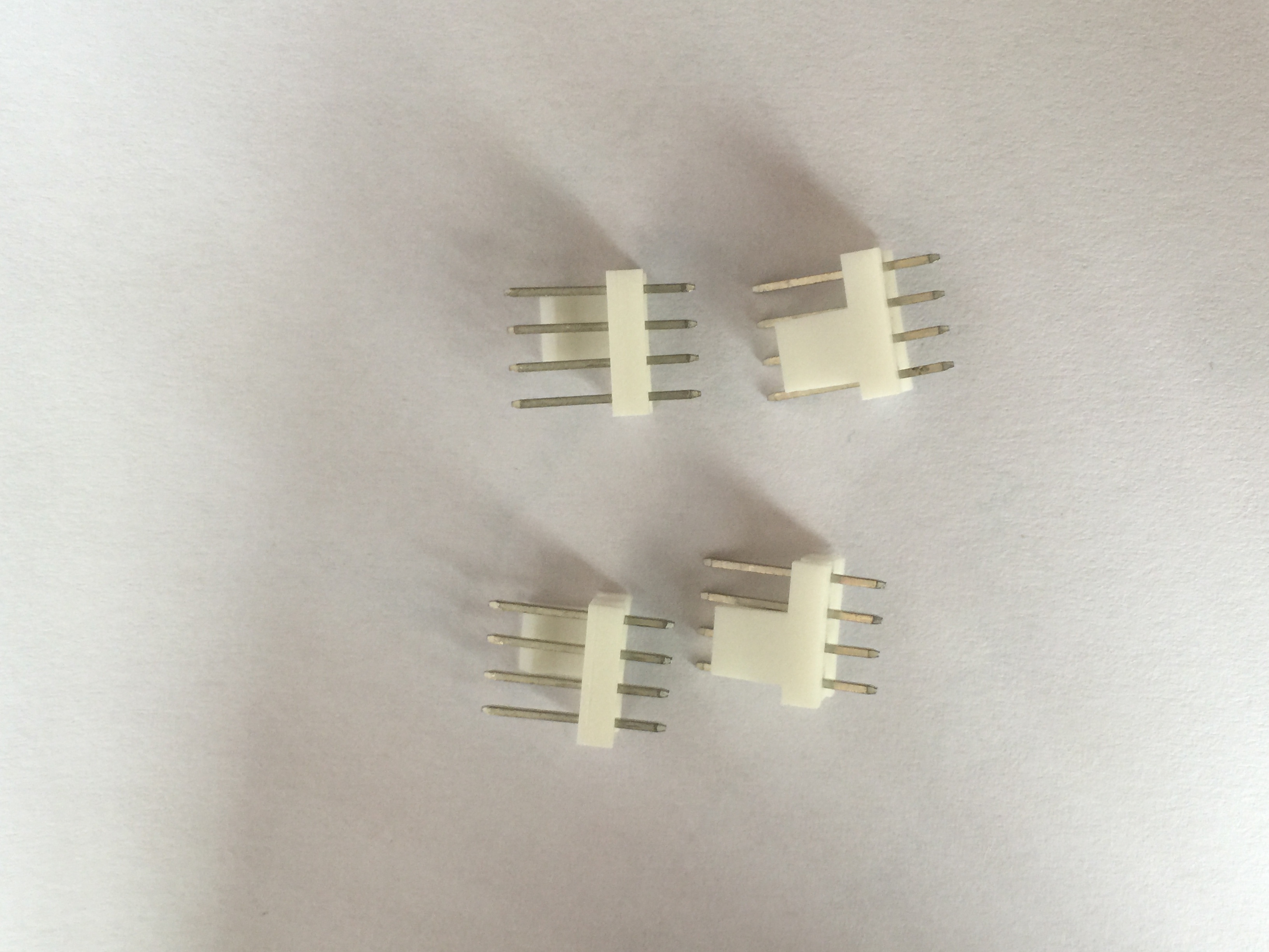 FOXCONN HF1004E DIP直角风扇针座4P PH2..54 全靠背 无定位