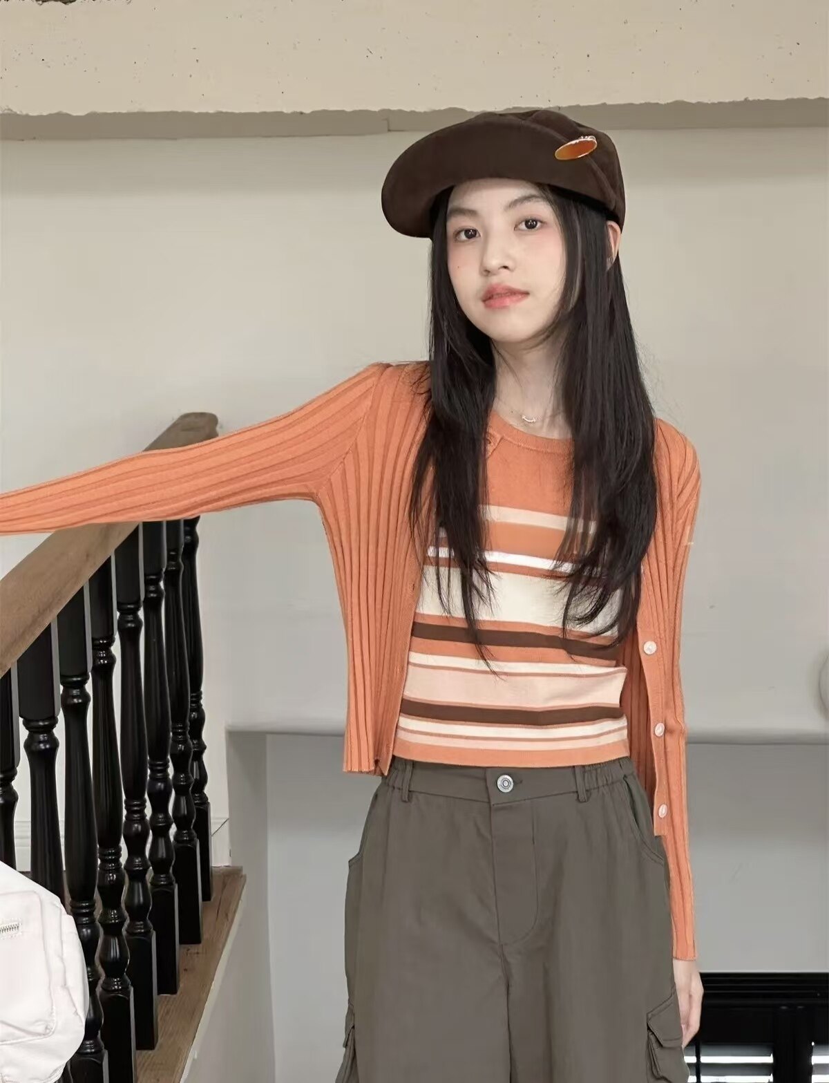 2026春秋季新款女童条纹背心开衫两件套女童针织衫毛衣套装亲子装图片