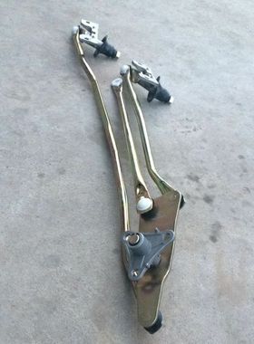 福田汽车配件雨刮连动杆瑞沃C1 C2 RC1 RC2 RC3骑兵1B220525X0002