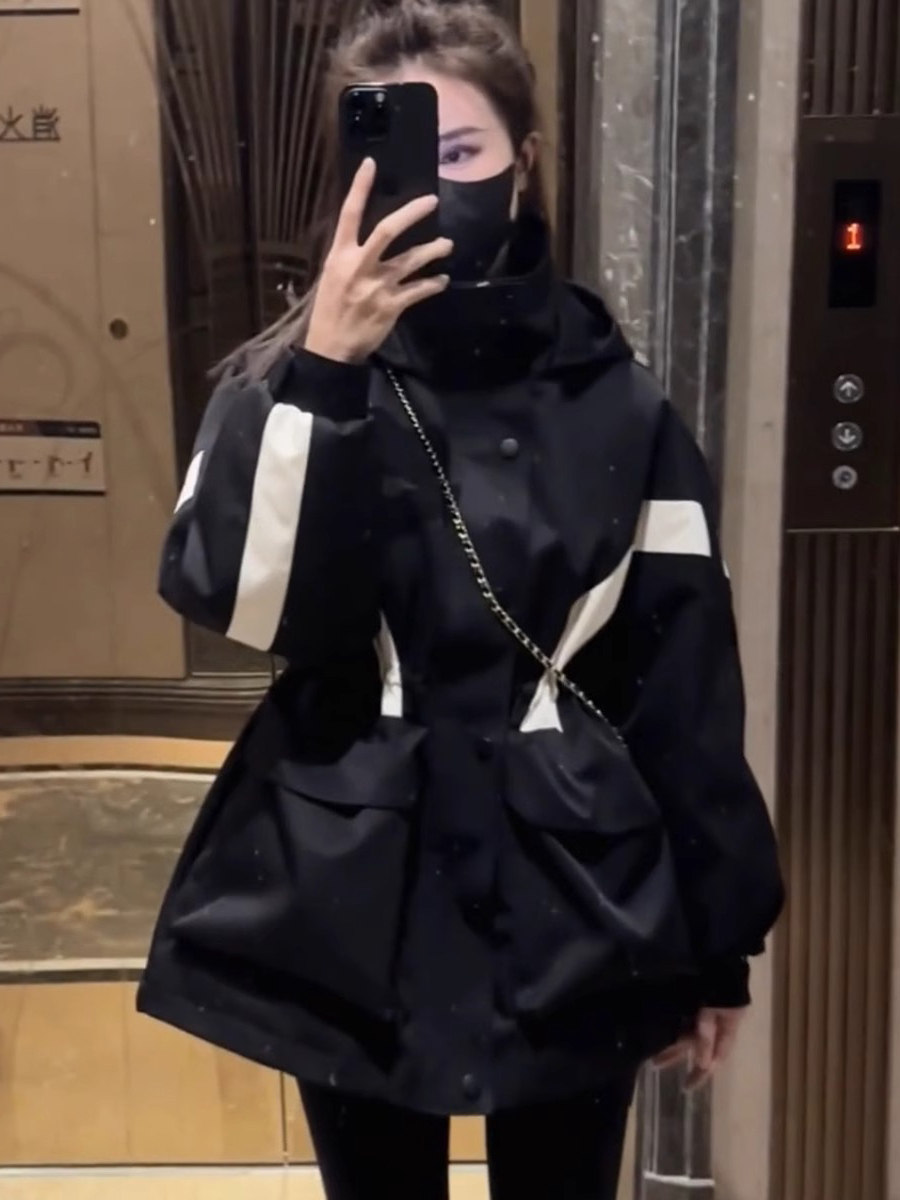 连帽冲锋衣外套女秋冬季2025新款夹棉小个子休闲工装夹克风衣上衣