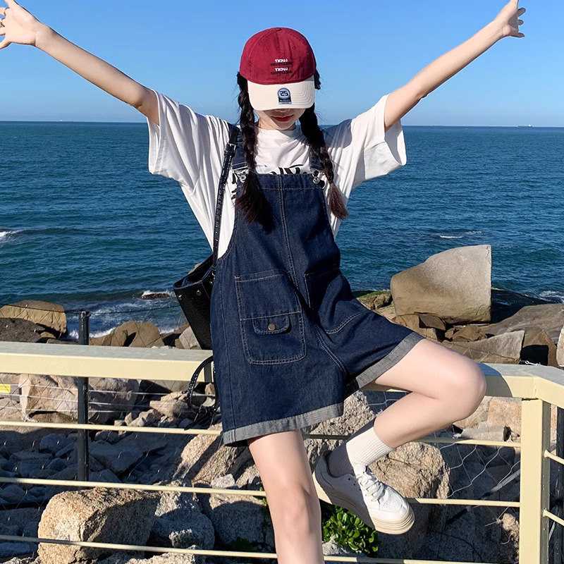 牛仔背带裤女夏季薄款2026新款宽松小个子直筒阔腿吊带连体短裤子