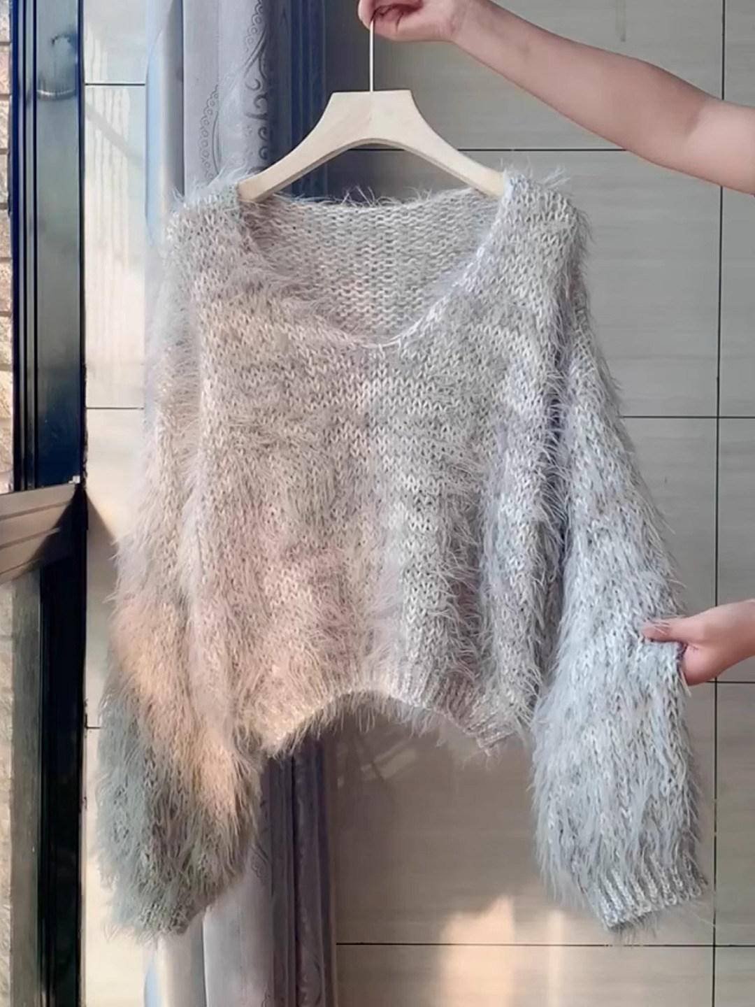 毛衣女秋冬2025新款宽松外穿慵懒风小个子短款v领针织打底衫上衣