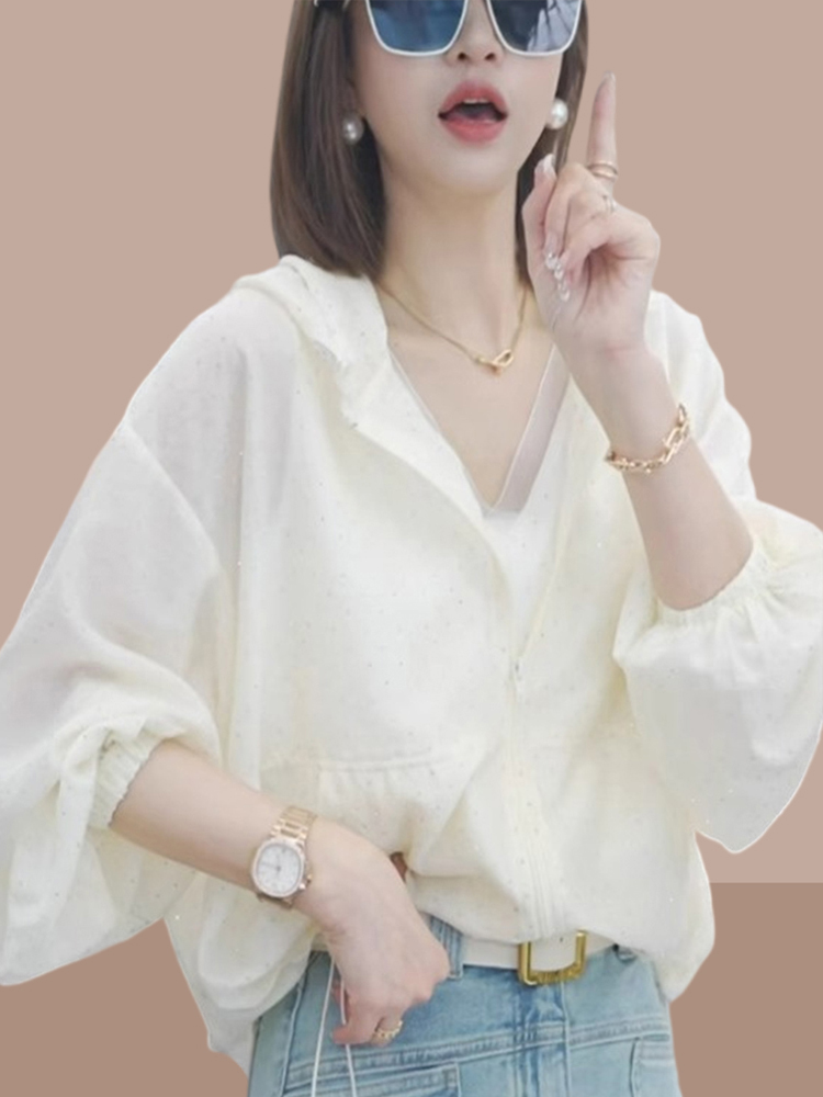 冰丝防晒衣女士夏季薄款2024新款韩版宽松小个子连帽空调开衫上衣