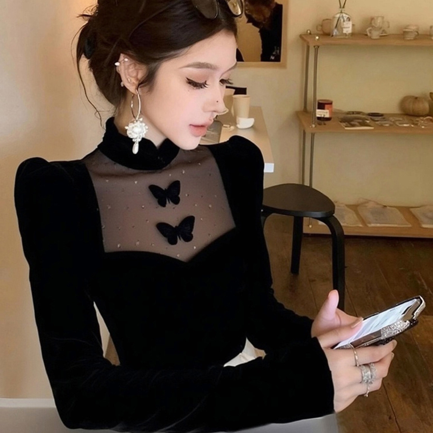 黑色网纱长袖t恤女秋冬季2025新款高级设计感丝绒打底衫内搭上衣