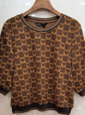 台湾轻奢上衣棋盘格与爱心元素结合 版型宽松舒适  3833A