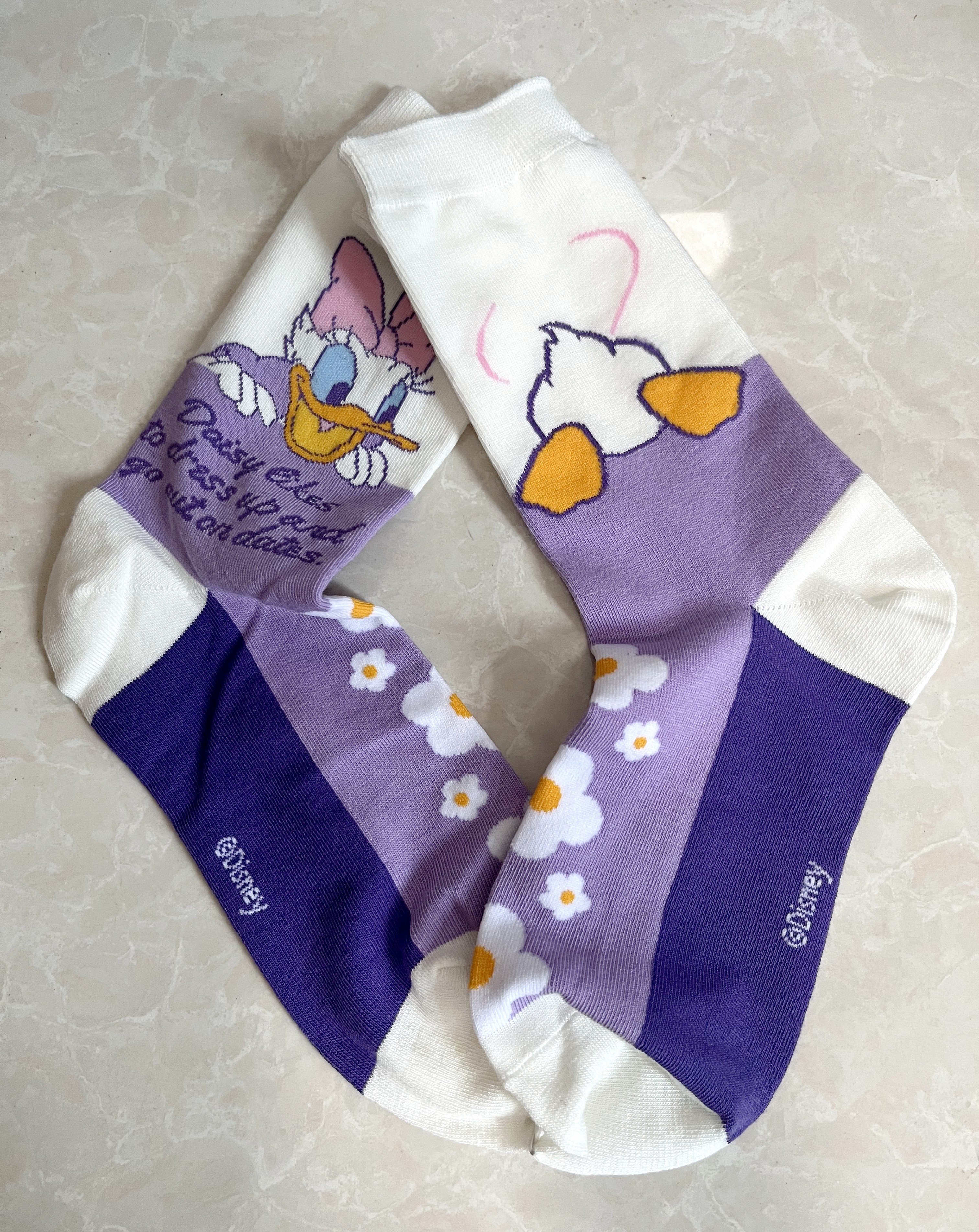 名创优品唐老鸭黛西星黛露可爱卡通中筒袜日系女高筒秋季棉袜AB袜