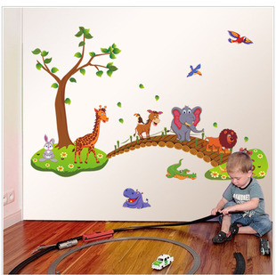 可移除卡通墙贴儿童房幼儿园创意墙贴画 AY9245木拉城堡 动物过桥