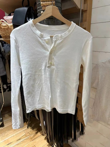 美式复古三粒扣纯色长袖T恤