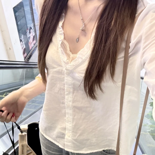 纯欲百搭荷叶边V领七分袖衬衫
