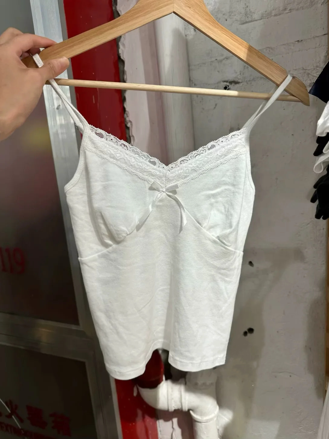 美式复古蕾丝边蝴蝶结吊带背心图片