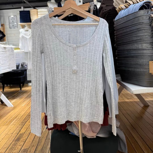 百搭显瘦打底衫 女长袖 上衣 Girl极简灰色圆领六粒扣针织衫 Brandy