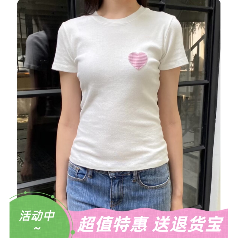 显瘦百搭爱心贴布绣短袖T恤