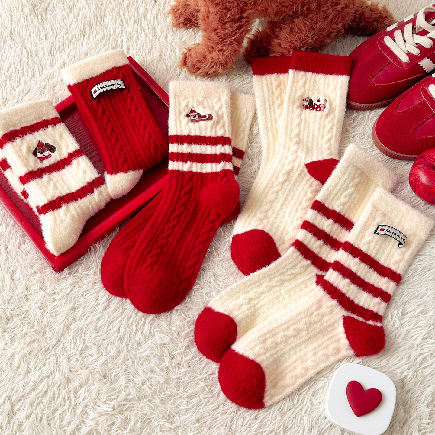 本命年红色条纹袜子澳绒居家保暖