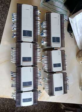 口罩机设备上拆下来两套PLCCAM4—60T10—E很新