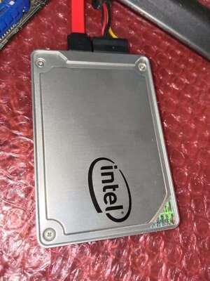 intelSSD545SSERIES固态硬盘256G