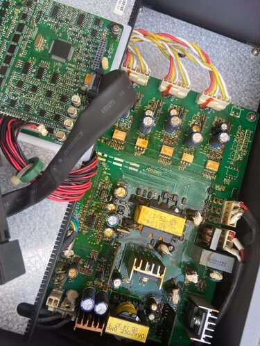 众辰变频器空压机永磁同步变频器z8400t型37kw拆机