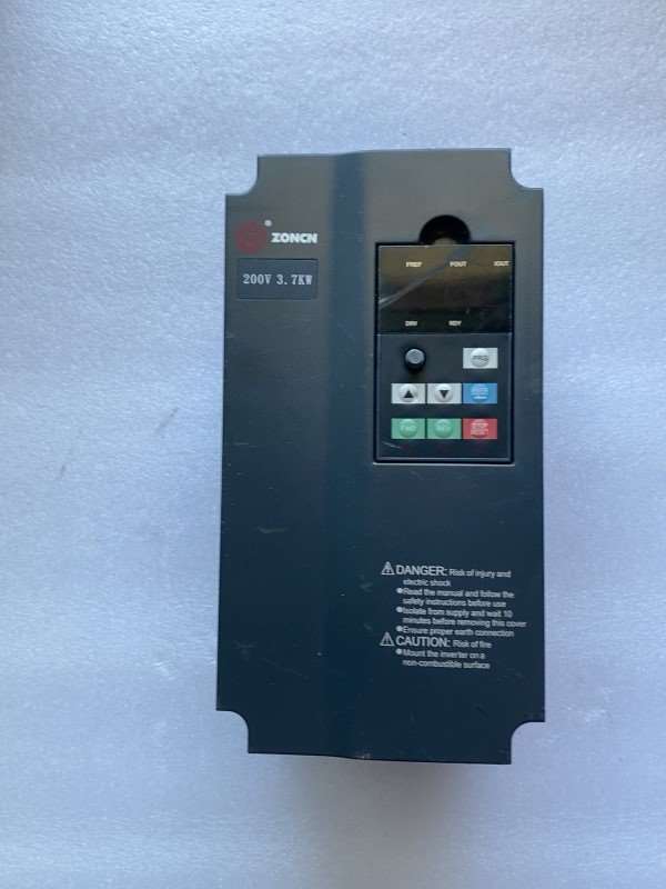 众辰3.7KW变频器H3200A03D7K拆机包好 议价