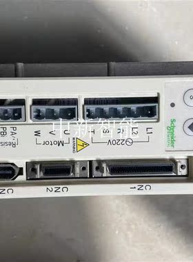 施耐德驱动器LXM23CU07M3X 750w和400w数量