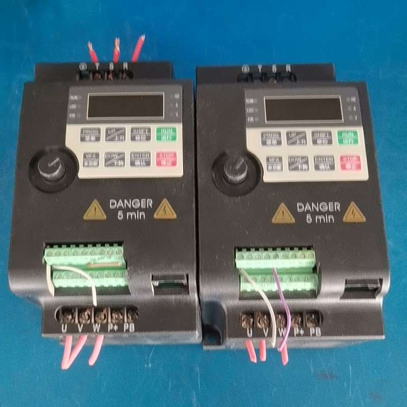 联创高科变频器LC600A-2R2G/4P2.2KW原