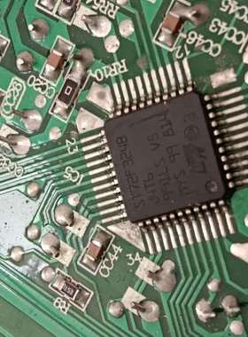 芯片ST72F324BJ4T6带板清一色500张左右需要
