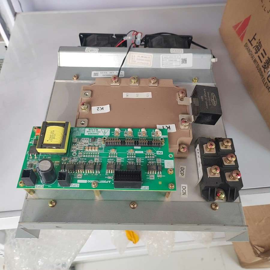 （议价）三菱LEGY-II变频器P203042C104G02电梯控制
