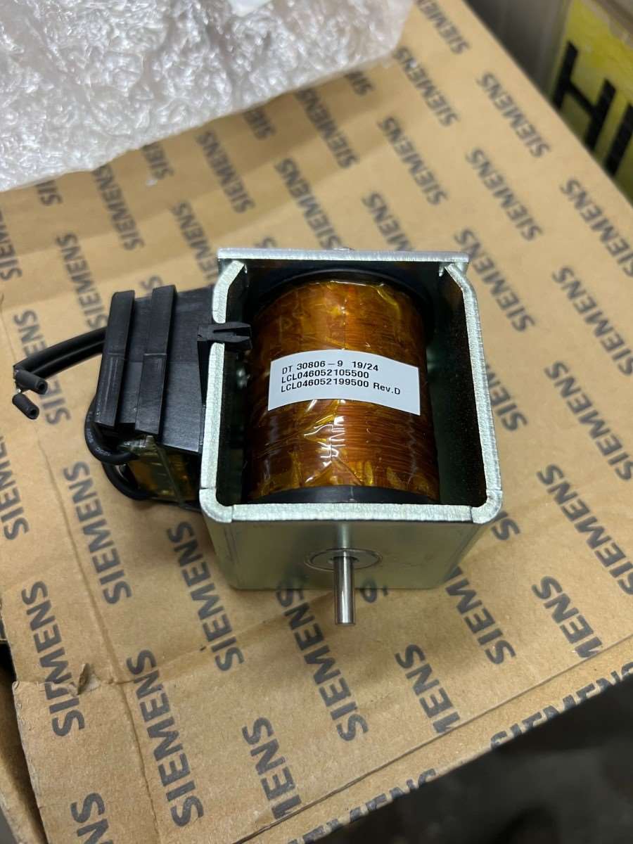 西门子3WL9111-0AD06-0AA0断路器分合闸线圈西