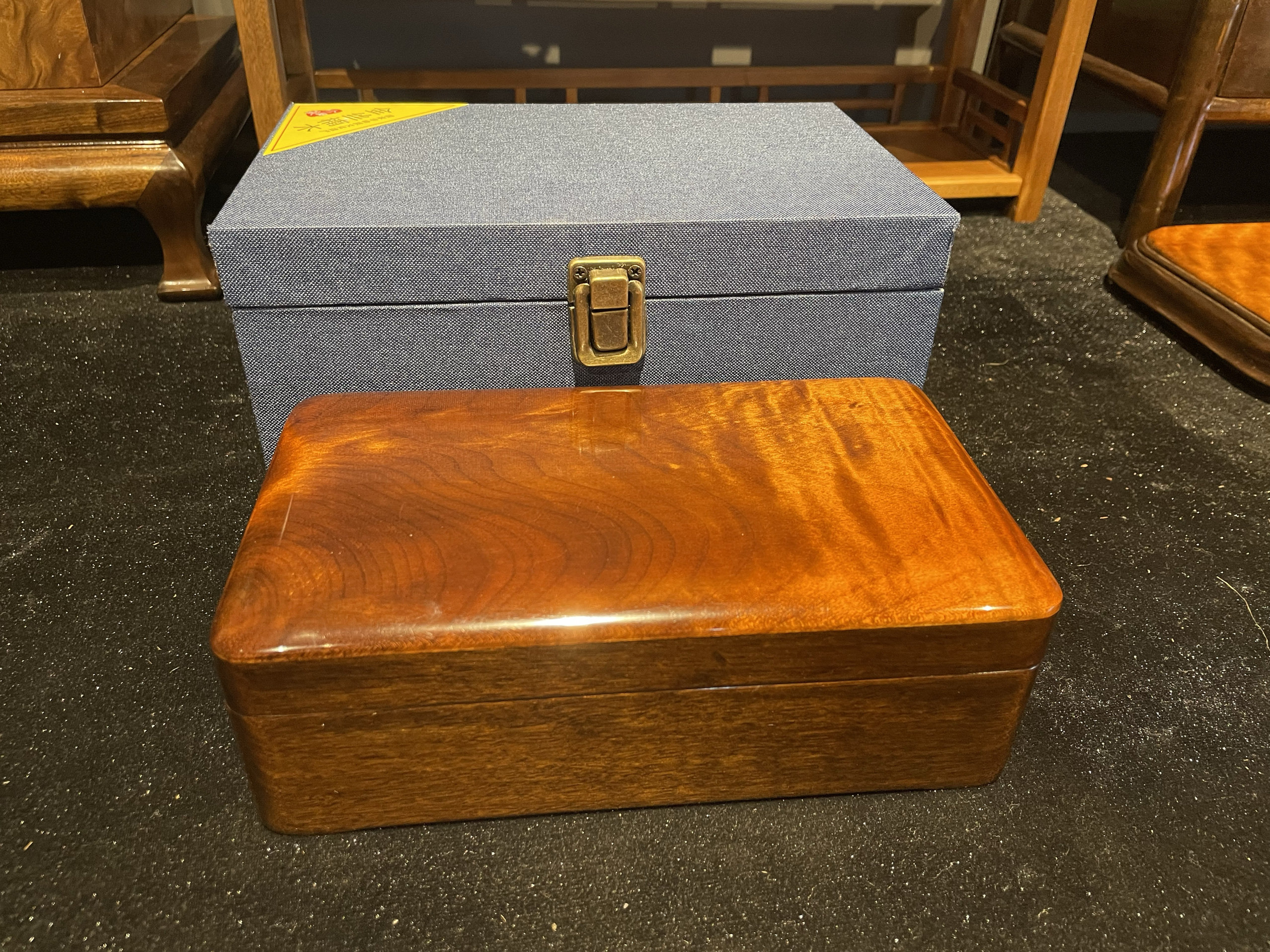 四川雅安金丝楠木 小叶桢楠 水波纹手工雕刻 首饰盒