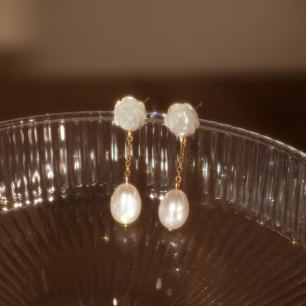 JUNJUN STUDIO手工雕刻玫瑰贝壳淡水珍珠耳环耳钉小众设计感耳饰