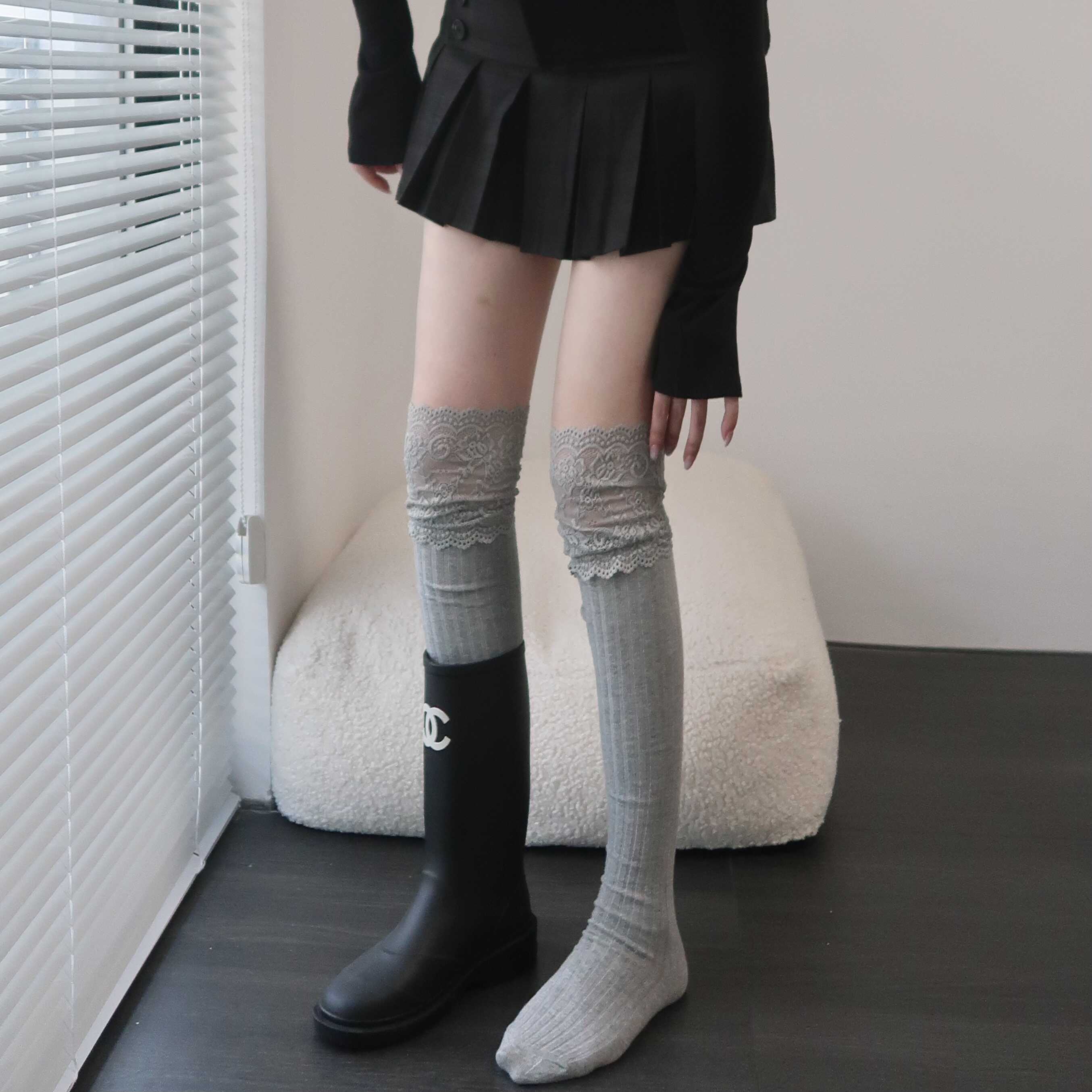 陆甜茶蕾丝长筒袜秋冬纯欲风白色膝搭长靴日系网红棉花边大腿袜女