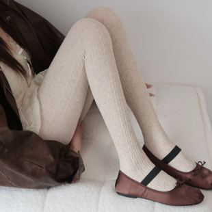 陆甜茶复古麻花纹打底袜燕麦色螺纹春秋冬款 袜子女 外穿显瘦连裤