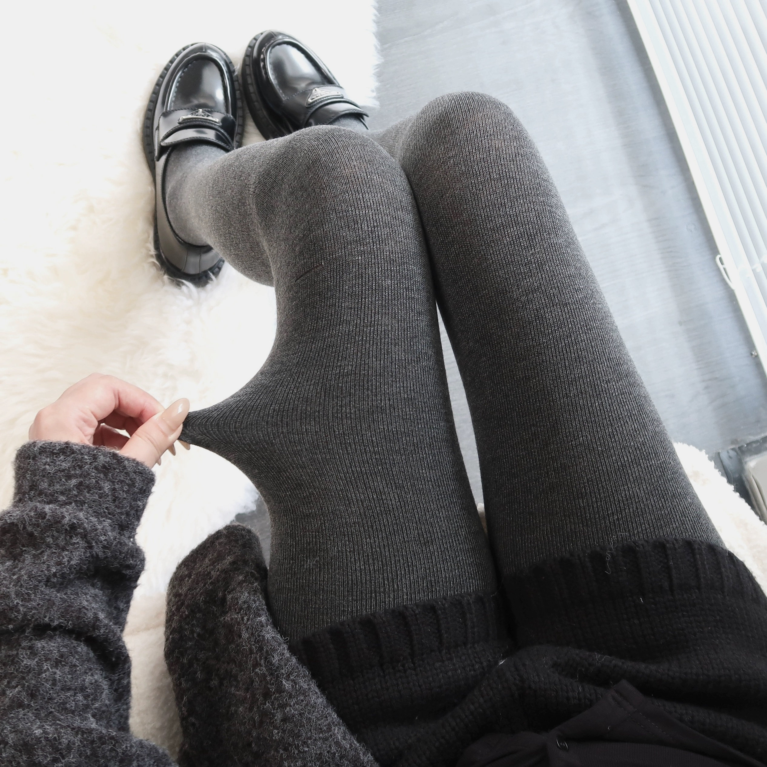 陆甜茶灰色秋冬柔软羊绒连裤袜保暖时尚显瘦打底袜东大门长款袜子