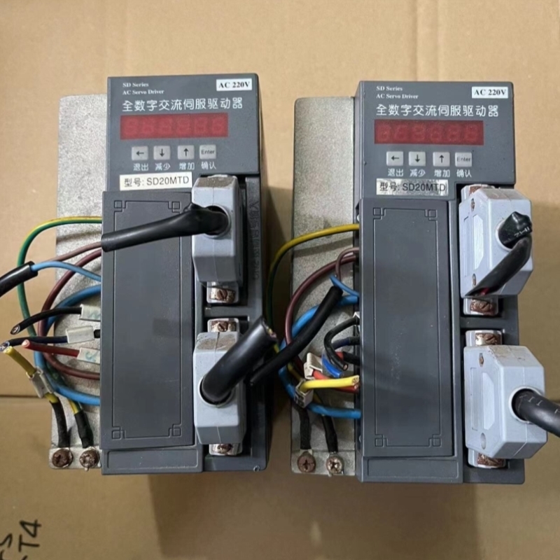 SD20MTD新那克数控驱动器实物图保证质量标价为单