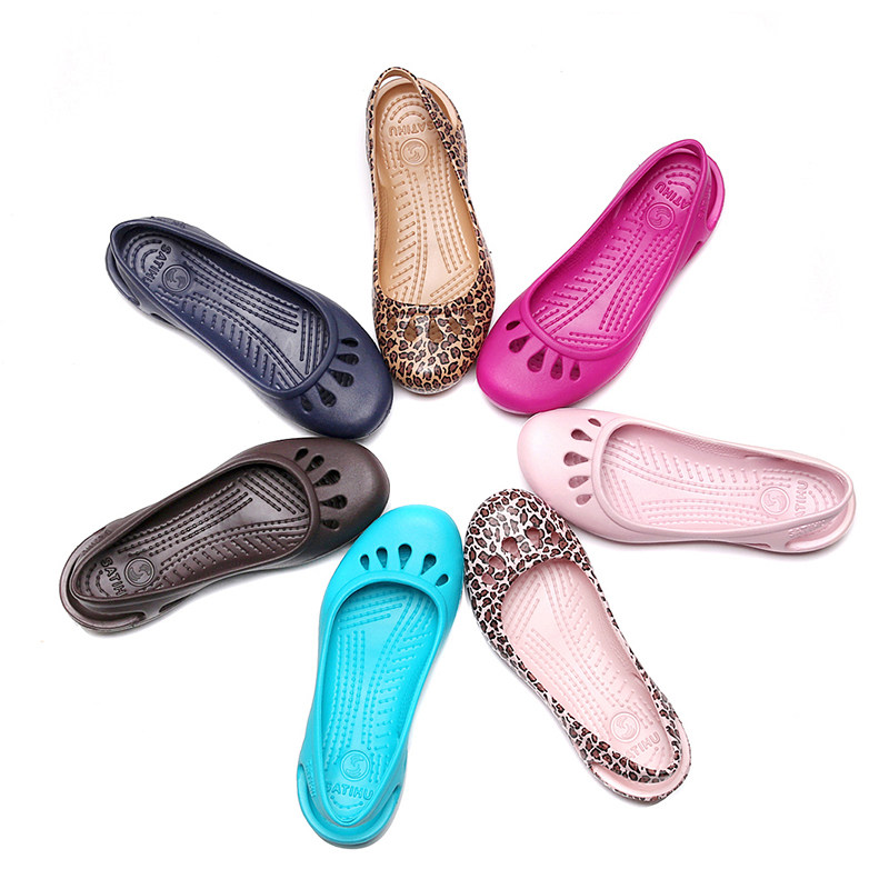 2019新品軟底包頭大碼沙灘鞋洞洞鞋豹紋夏季果凍鞋塑料涼鞋媽媽鞋在類目 女鞋, 涼鞋, 洞洞鞋中 - 來自Buy2taobao.com提供專業的淘寶代購服務