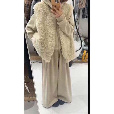 韩系仿皮毛环保皮草马甲+连帽卫衣三件套女2025冬垂感阔腿裤套装
