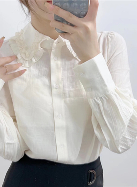 YT&UR2022春季新品女装复古气质花边领开襟衬衫WL03S2BN2000