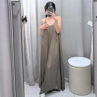 2025夏季女装 ZBZA度假风宽松挂脖领露背丝缎质感长连衣裙9479245