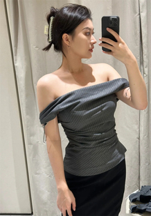 ZA女士新品2023 派对穿搭褶皱一字领露肩设计上衣 8236565 812