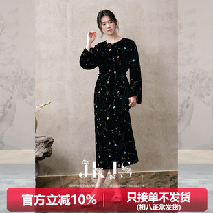 JKJS【潘泪滢】锦绒绣花 秋冬连衣裙旗袍开叉新中式丝绒黑色长裙