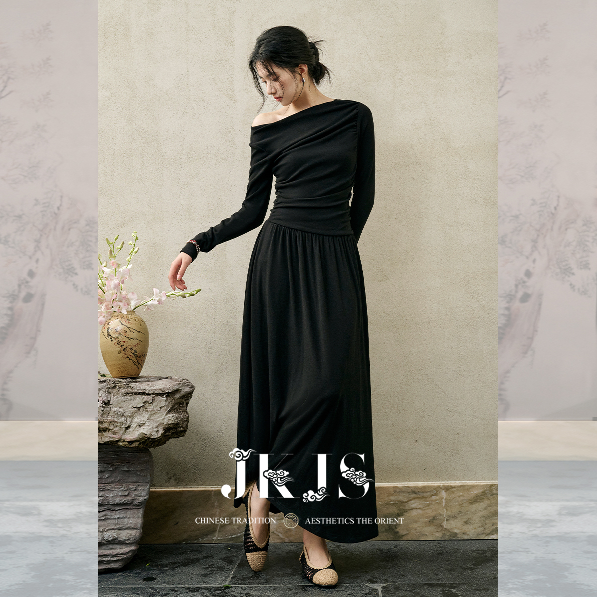 JKJS长袖连衣裙黑色长裙