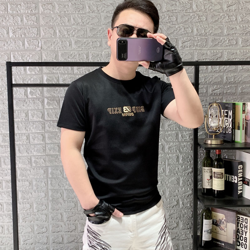 新款短袖男T恤修身圆领印花半袖