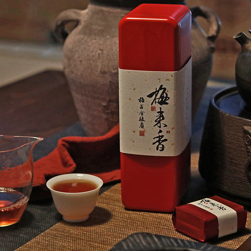 花香果香梅占头采桐木单芽金骏眉