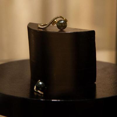 arts&science天然大溪地珍珠耳饰