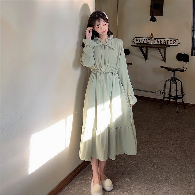 Dress autumn and winter new suit long skirt thickened New Year's greetings skirt sweater real price