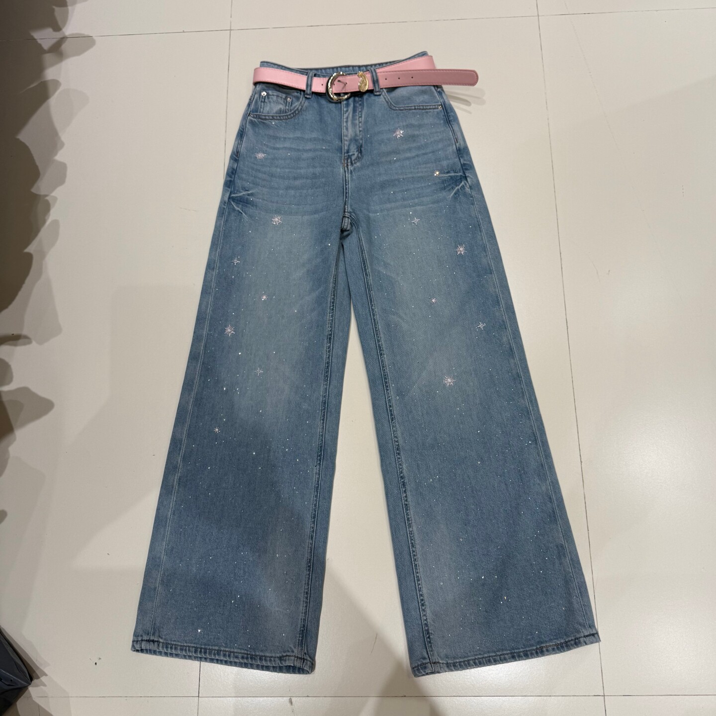 欧洲站2026春夏新款轻奢钉珠烫钻高腰直筒牛仔裤女窄版显瘦阔腿裤