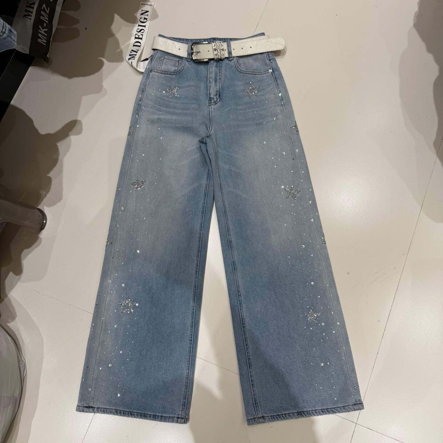 欧洲站2026春季新款轻奢风重工烫钻高腰阔腿牛仔裤女百搭洋气长裤