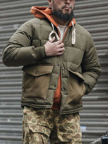 恶犬羽绒外套棒球领短鸭绒羽绒服