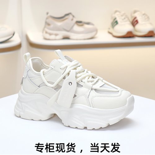 百丽轻便老爹鞋网面透气女鞋