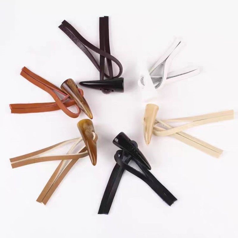 高档牛角扣子呢大衣毛衣皮绳对扣儿童男女外套羊角扣装饰纽扣配件